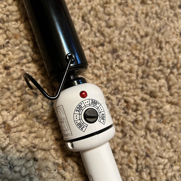 Hot Tools Curling Wand - Picture 3 of 4